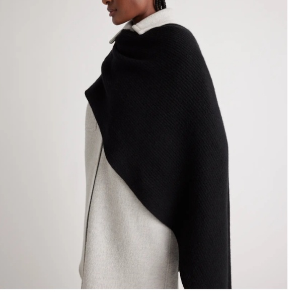 QUINCE Mongolian Cashmere Ribbed Wrap - Picture 4 of 5